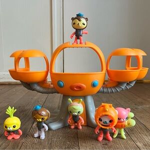 Octonaut toy set